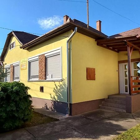 Ildimagdi Apartman Hajduszoboszlo Exterior photo